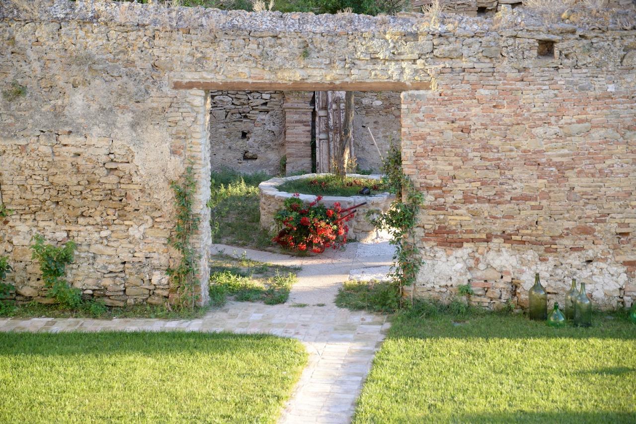 Torre della Loggia - Dimora Storica - Ortona Bed and Breakfast Esterno foto