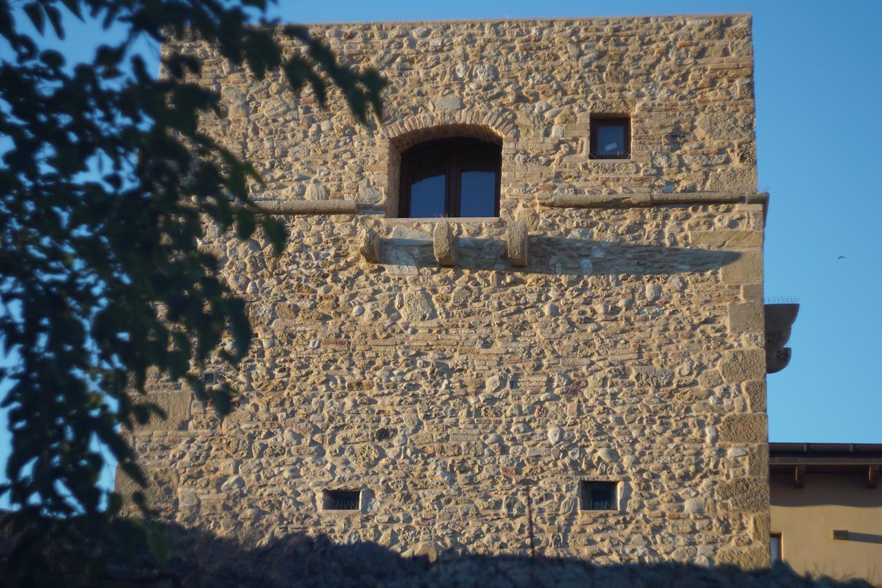 Torre della Loggia - Dimora Storica - Ortona Bed and Breakfast Esterno foto